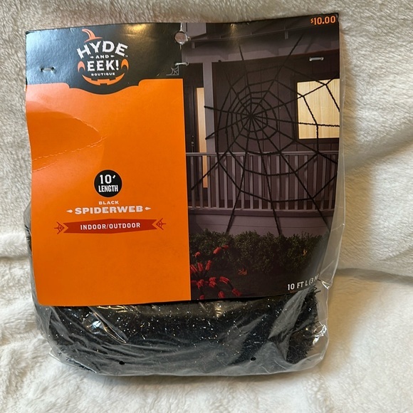 HYDE & EEK BOUTIQUE 10FT GIANT Tinsel SPIDERWEB - Picture 1 of 5